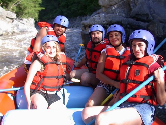 grupo de rafting